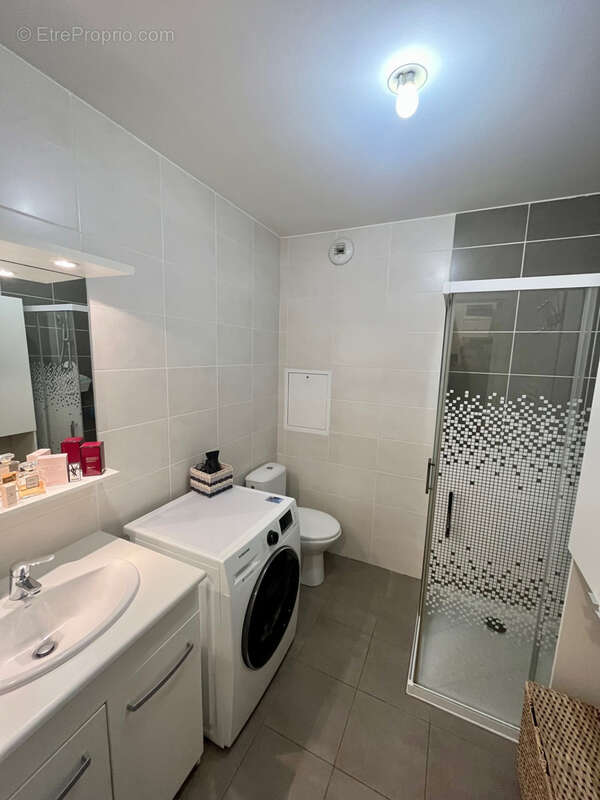 Appartement à CRAPONNE