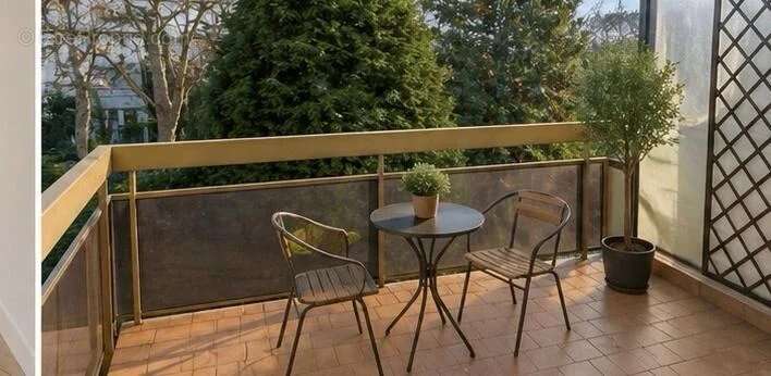 Appartement à LE PERREUX-SUR-MARNE