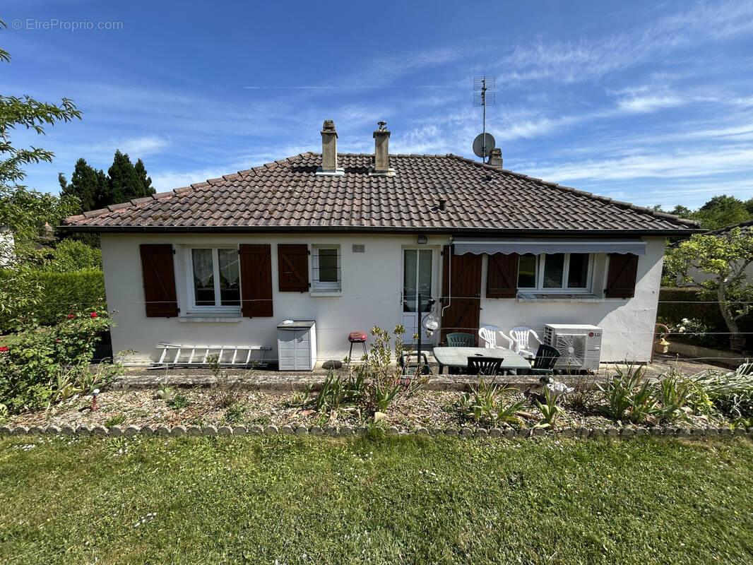 Maison à LONGNY-AU-PERCHE