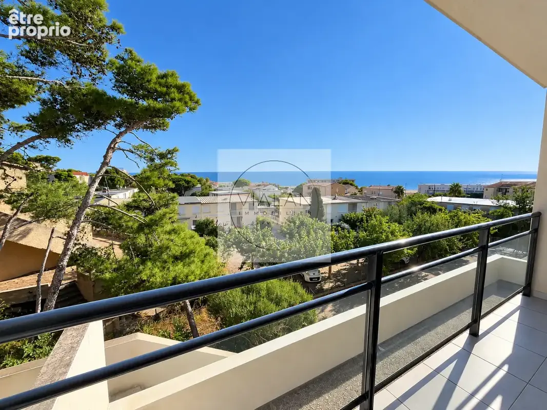 Photo Appartement à Fleury au prix de 220 000€