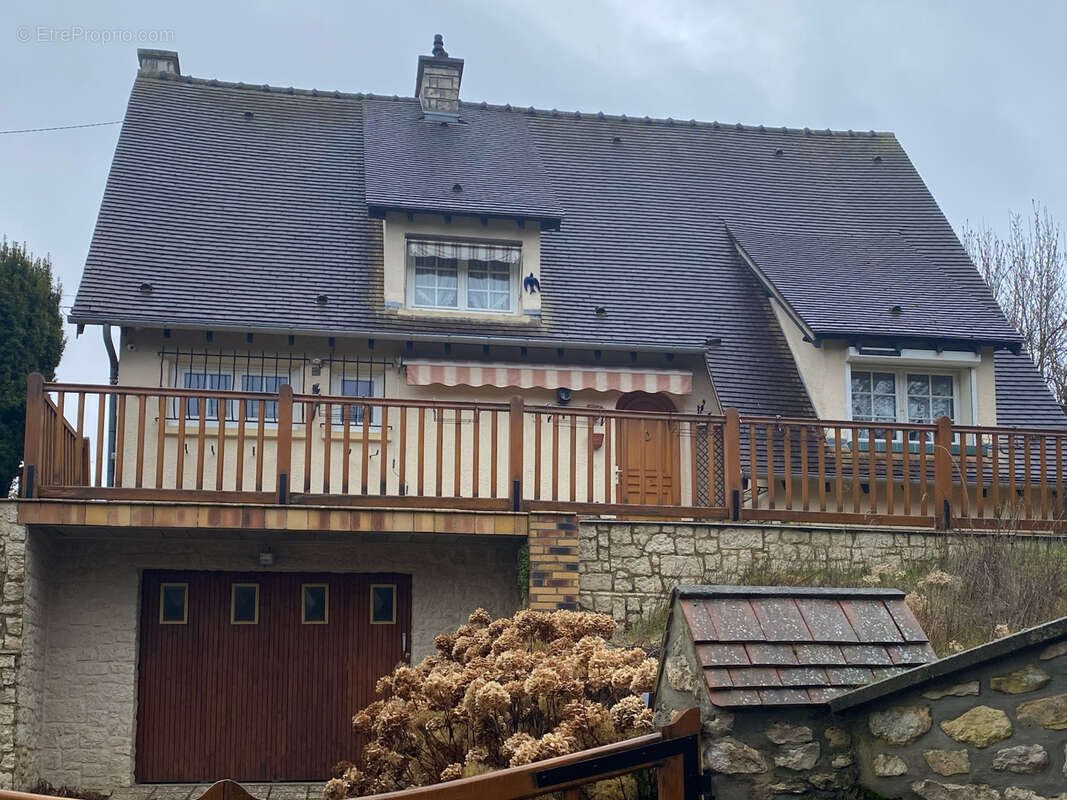 Maison à SAINT-MARCEL