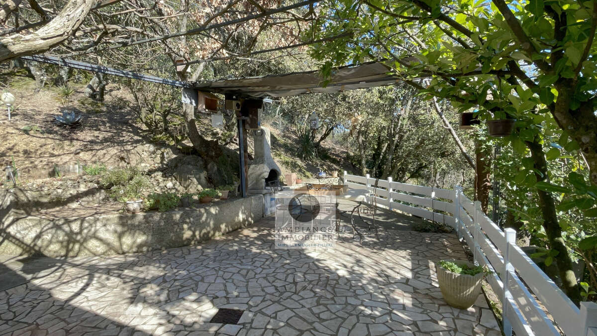 Maison à SAINT-PERAY