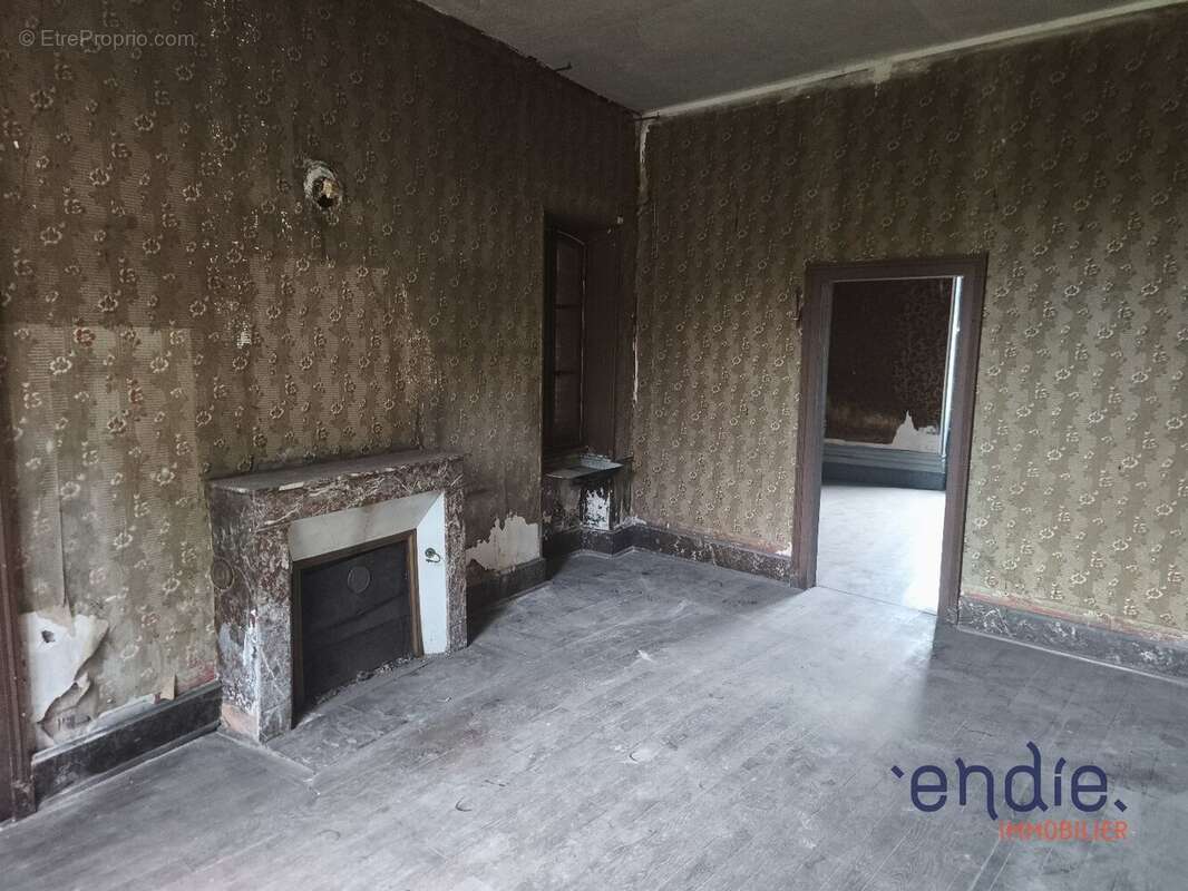 Maison à COSNE-D'ALLIER