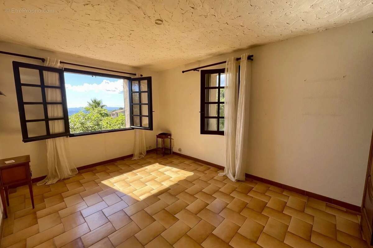 Maison à CANTARON