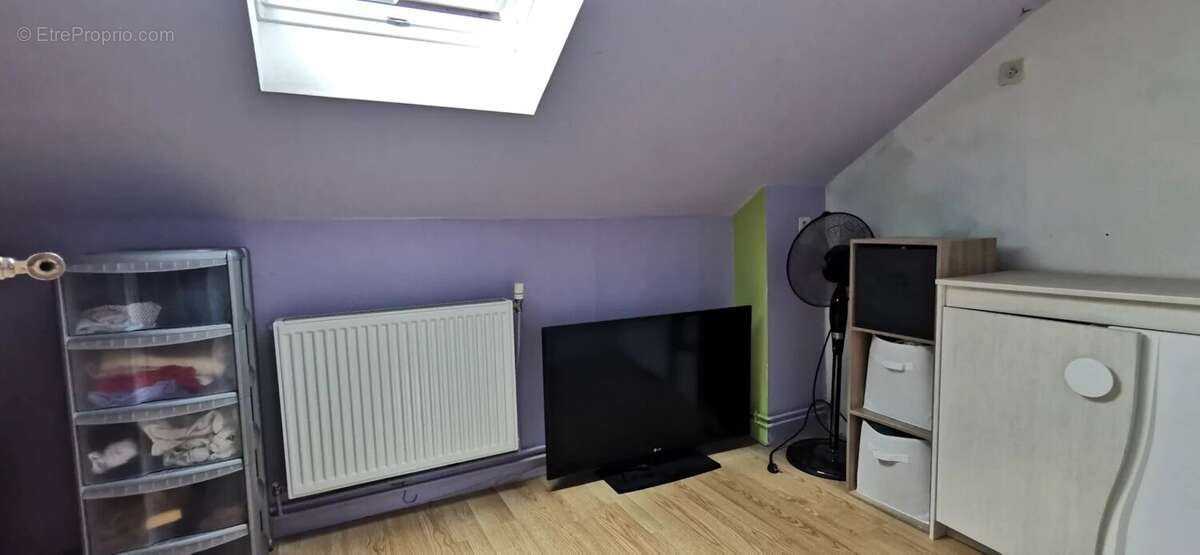 Maison à SAINT-PARRES-AUX-TERTRES