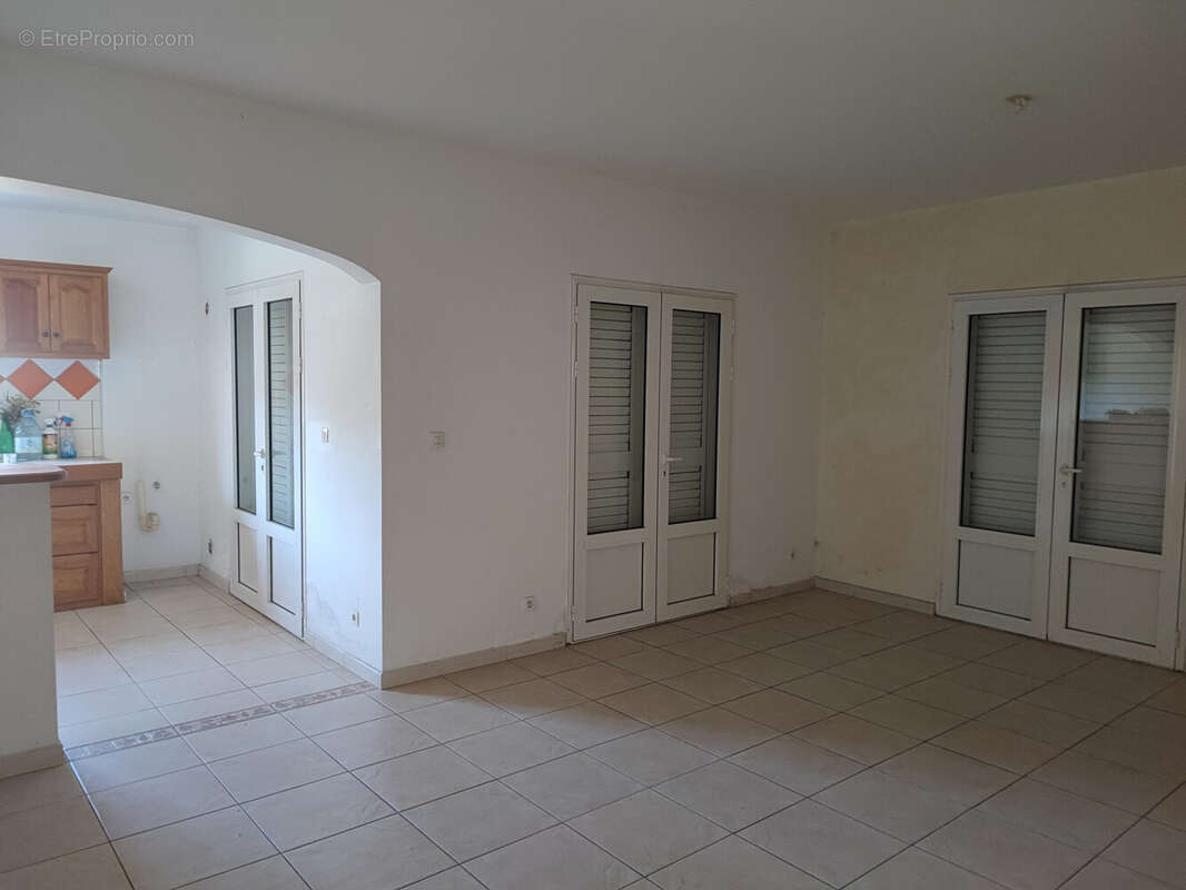 Maison 148 m² à Saint-Andre  - photo 5