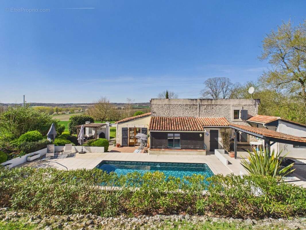 Maison à SAINT-SEVERIN