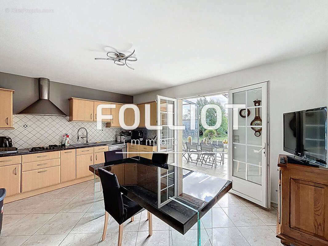 Maison à FRENOUVILLE