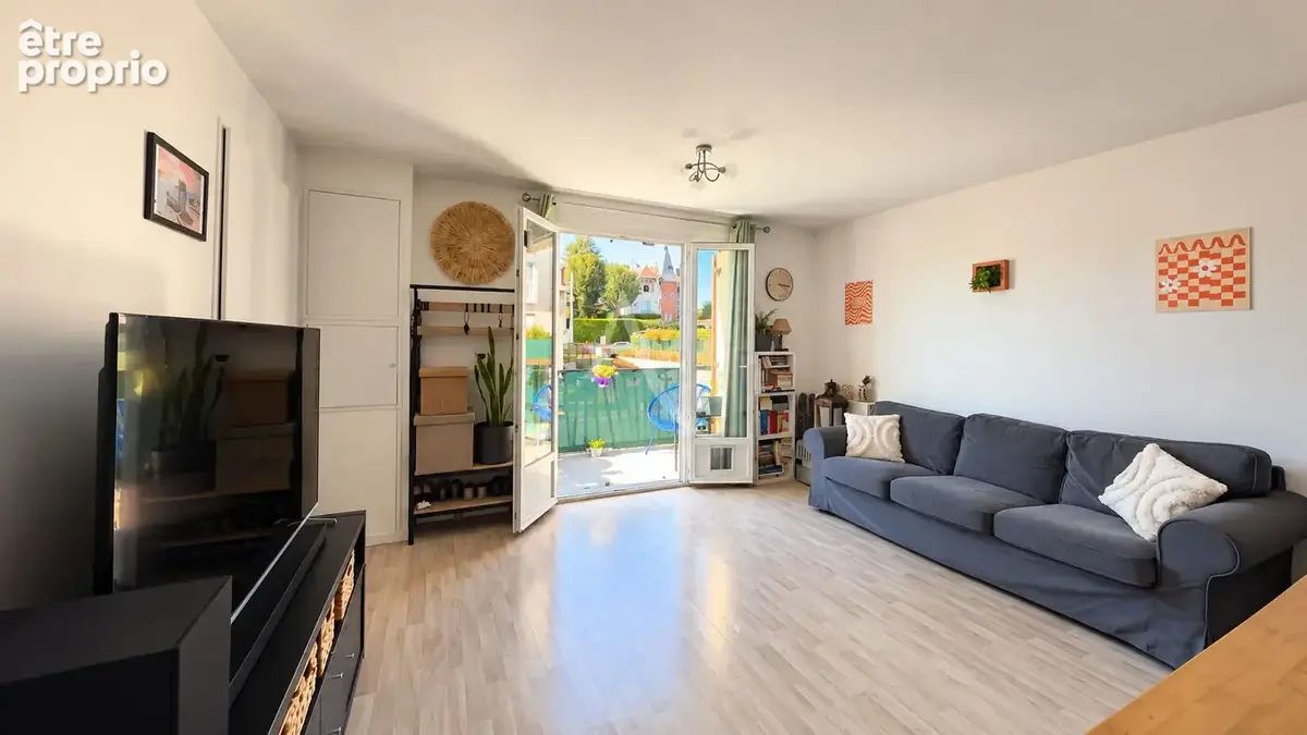 Appartement à VILLENOY