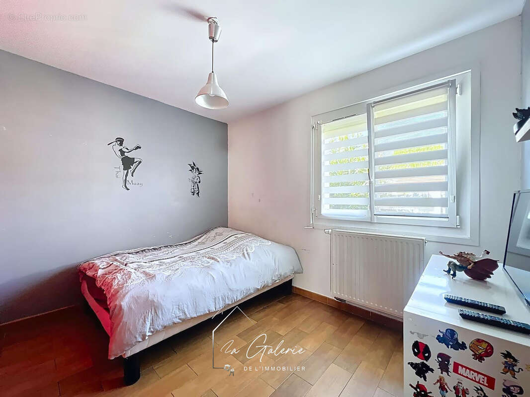 Maison à ECHIROLLES