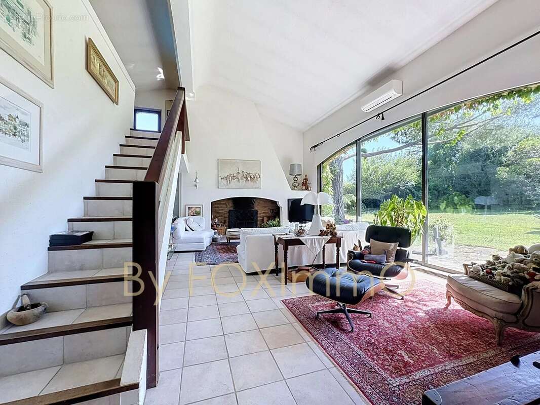 Maison à MOUGINS