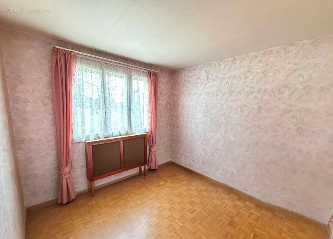 Maison à NEUILLY-PLAISANCE