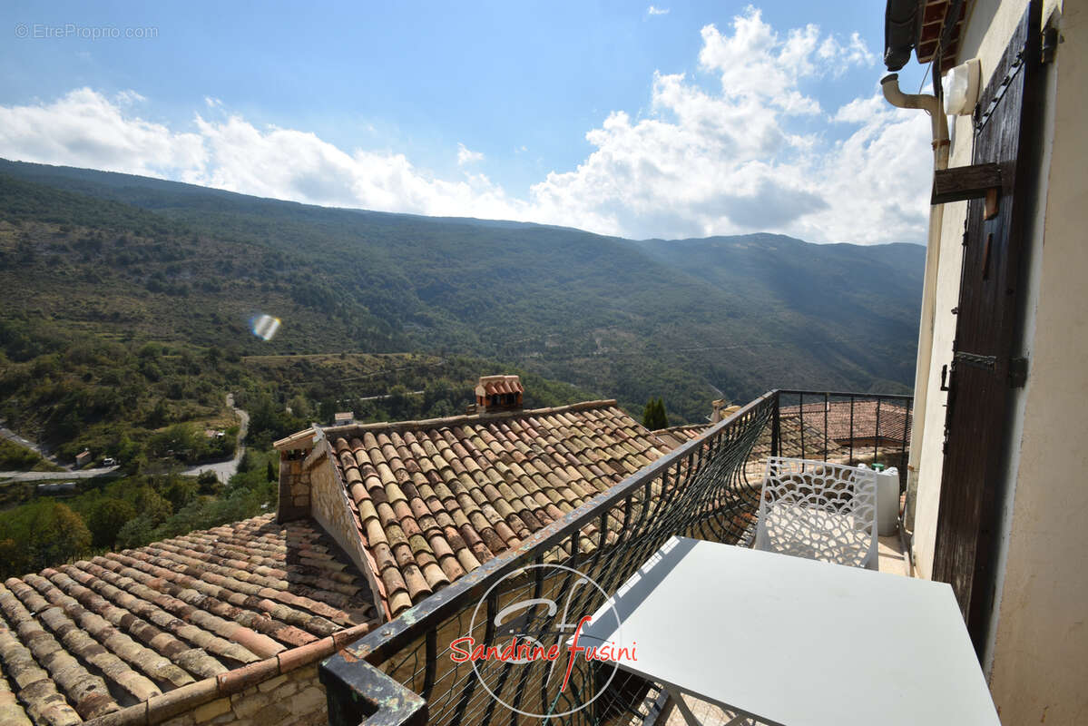 Appartement à LES FERRES