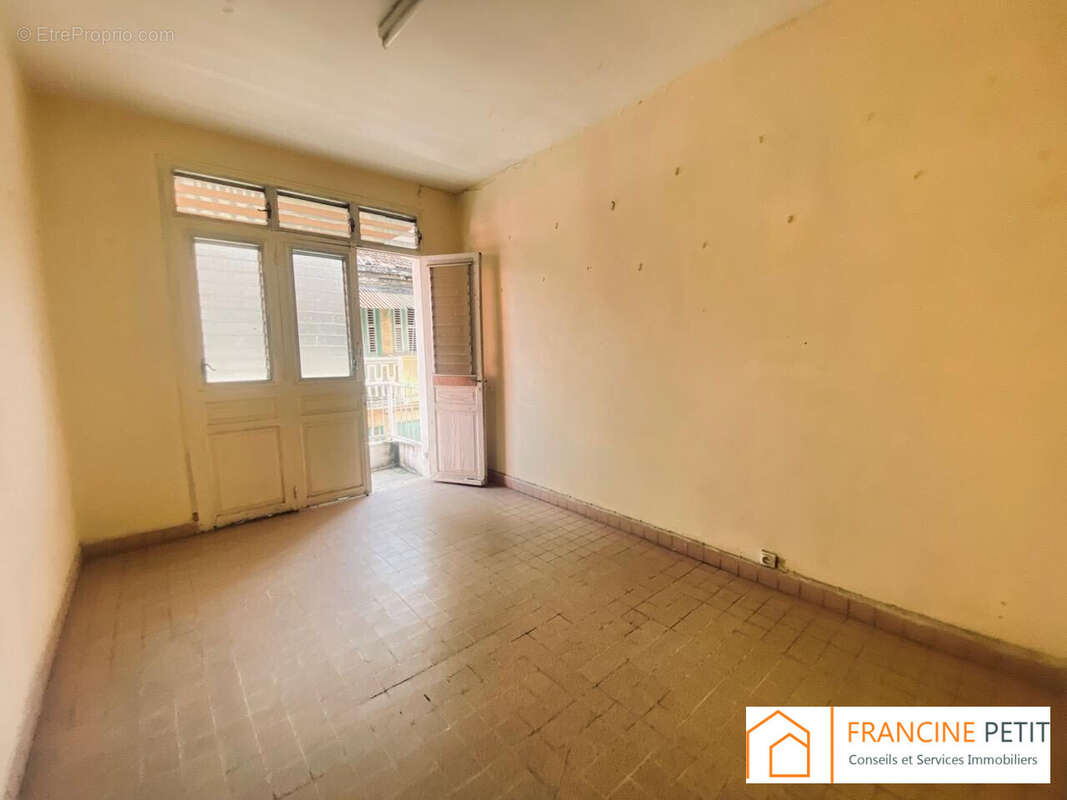 Maison à FORT-DE-FRANCE