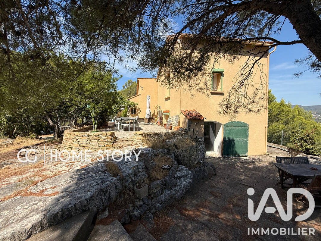 Photo 1 - Maison à LA CADIERE-D'AZUR