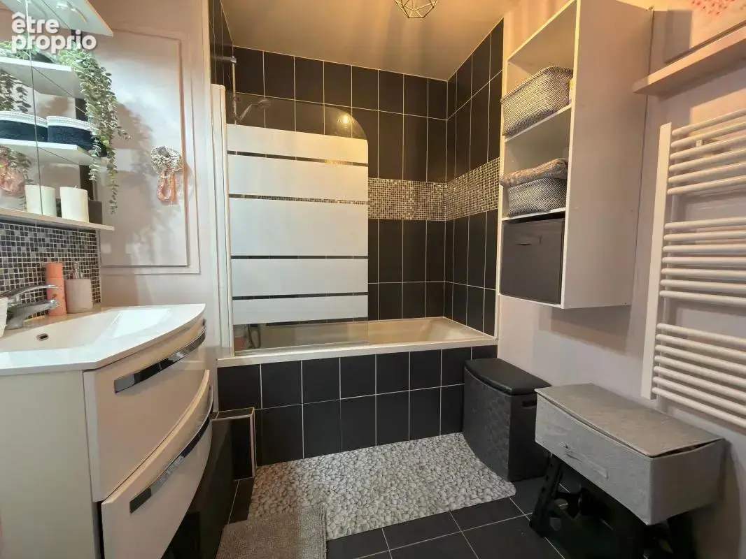 Appartement À Vendre - photo 6