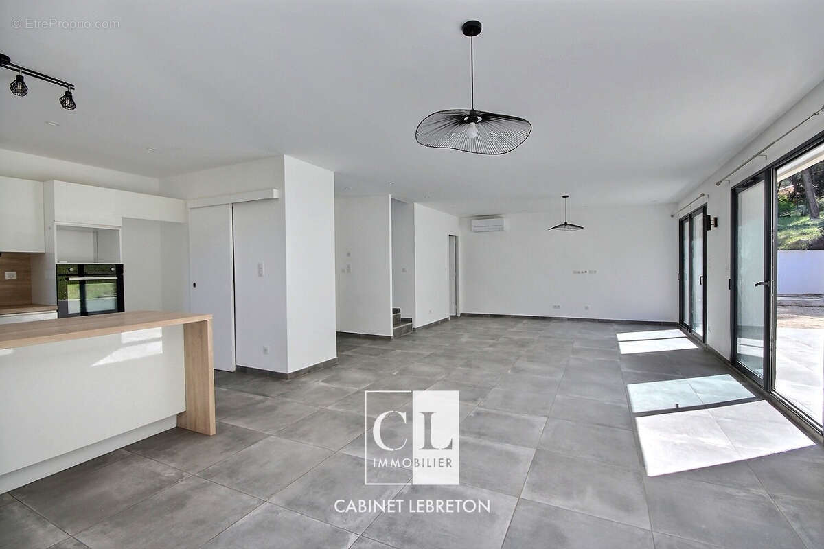 Maison à LA PENNE-SUR-HUVEAUNE