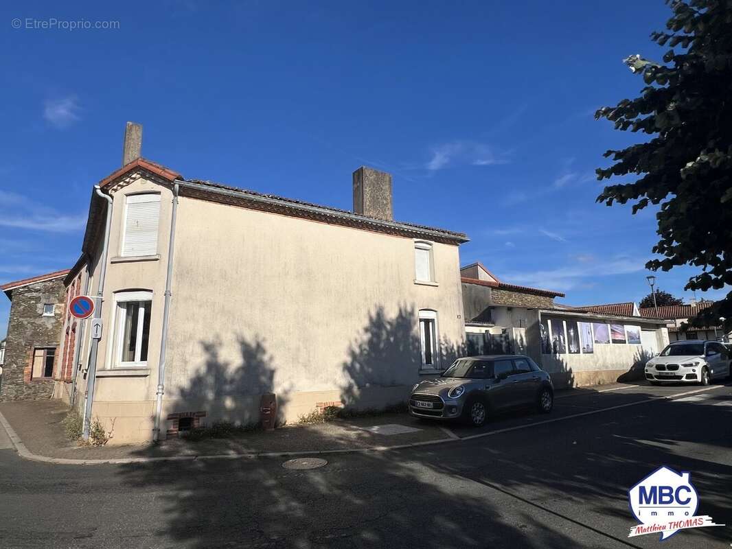 Maison à BEAUPREAU