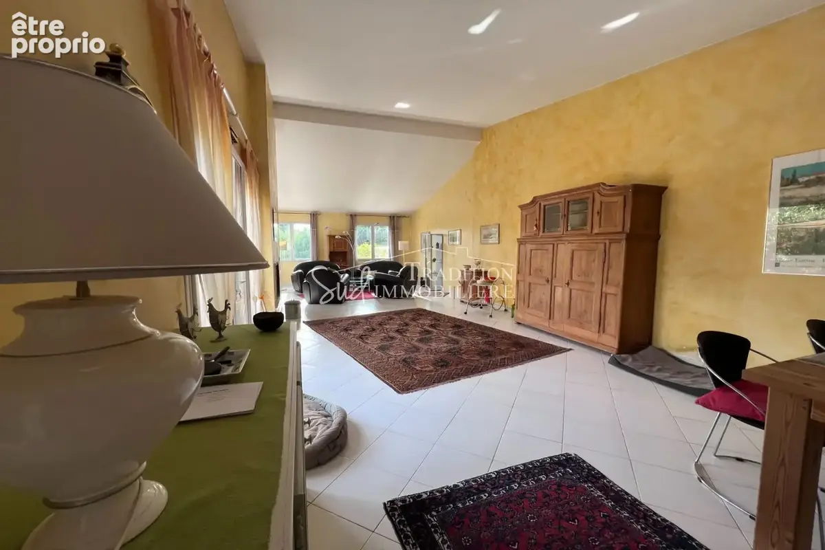 Maison 132 m² à Paradou  - photo 3
