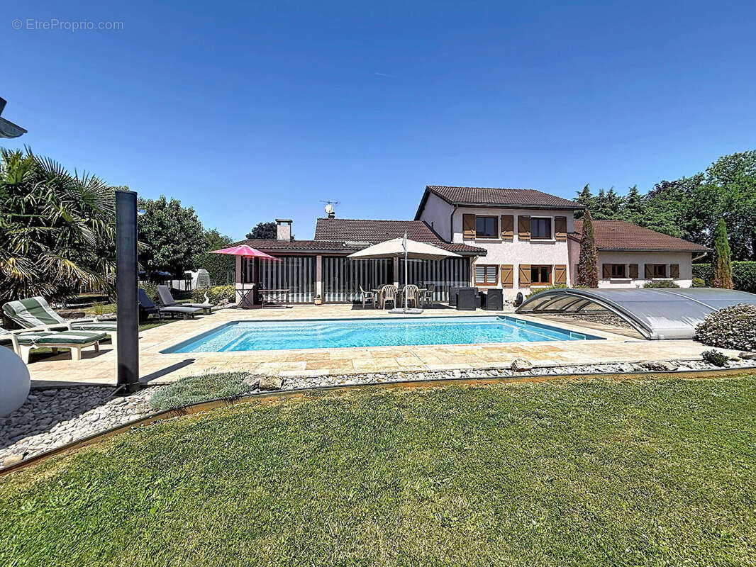 Maison à BLYES