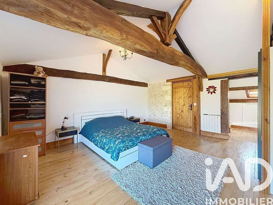 Maison 205 m² à Chevanceaux  - photo 9