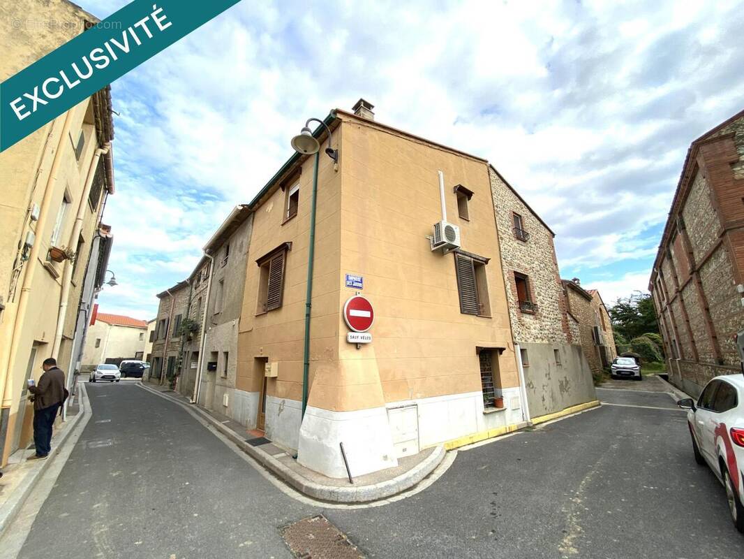 Photo 1 - Maison à VILLENEUVE-LA-RIVIERE