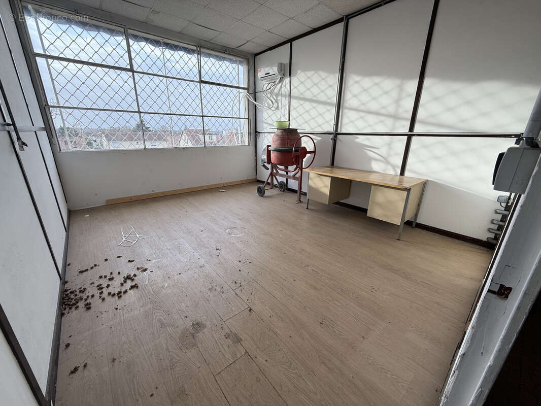 Commerce à LE VERNET