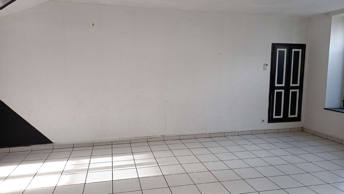 Maison à AIGUEPERSE