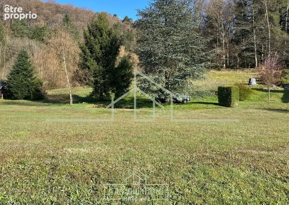 Terrain à SAINT-NABORD
