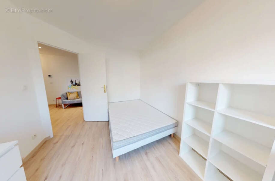 Appartement à LYON-8E