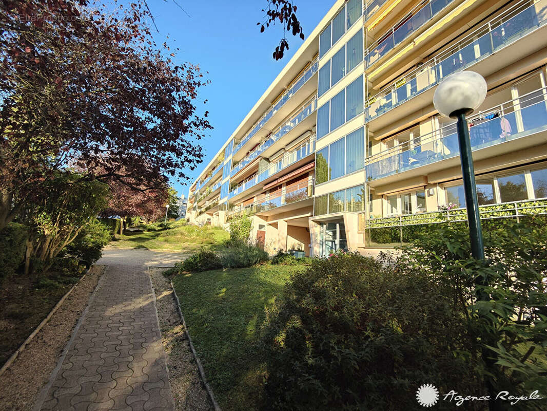 Appartement à SAINT-GERMAIN-EN-LAYE