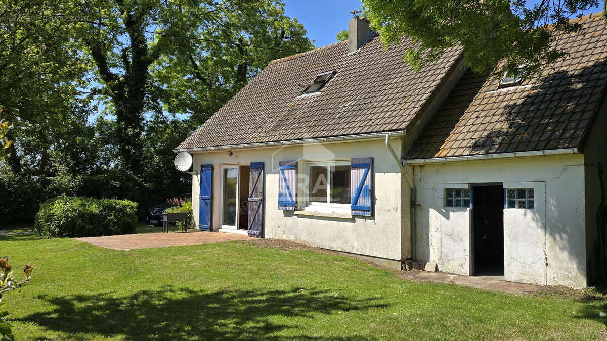 Maison à SOTTEVILLE-SUR-MER