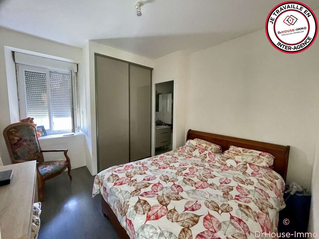 Maison 170 m² à Sainte-Marie  - photo 7