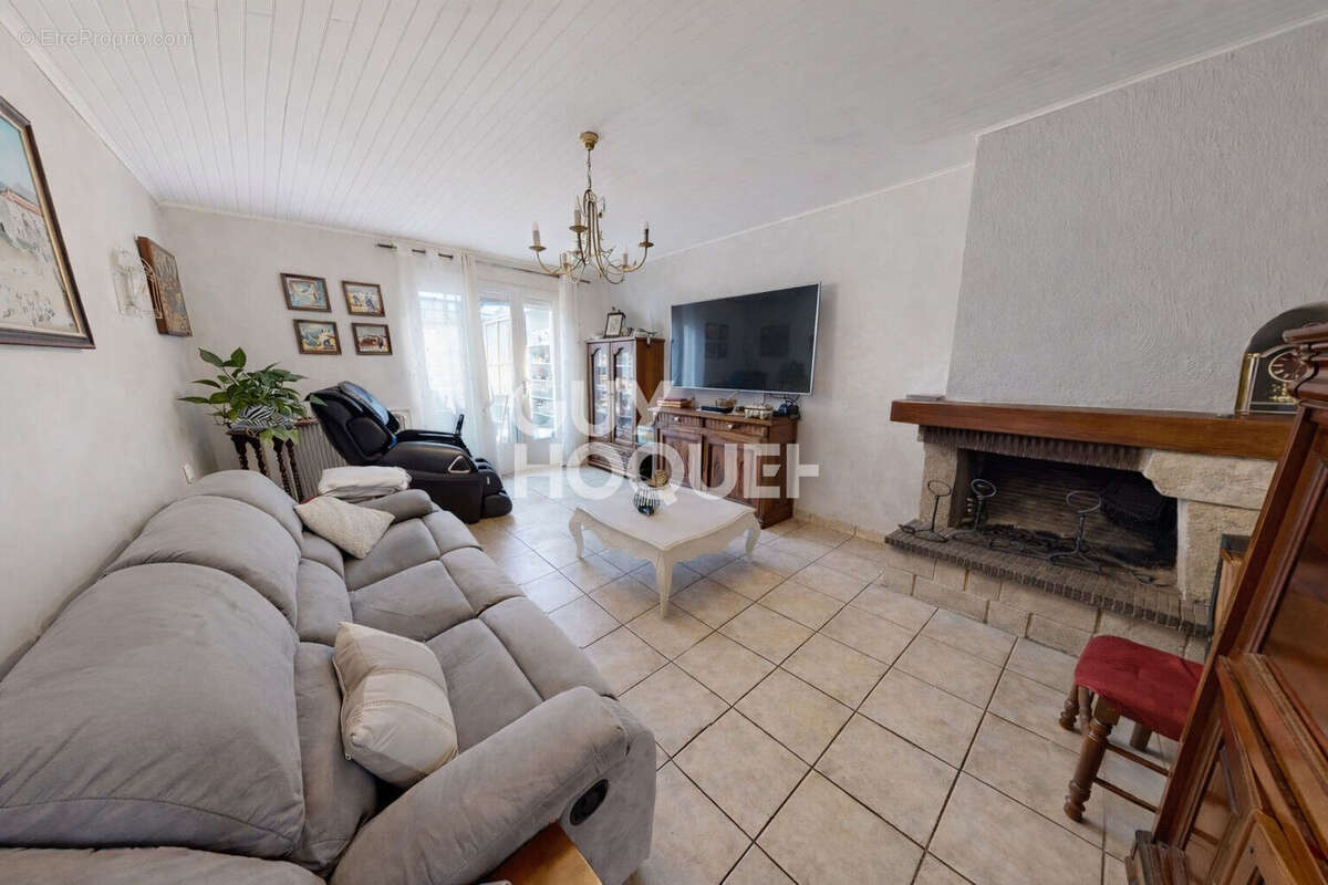 Maison à CANET-EN-ROUSSILLON