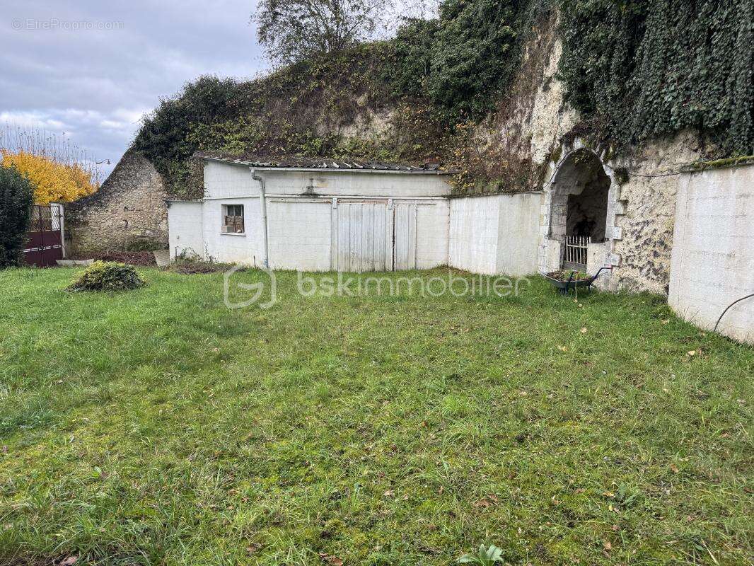 Maison à LUSSAULT-SUR-LOIRE