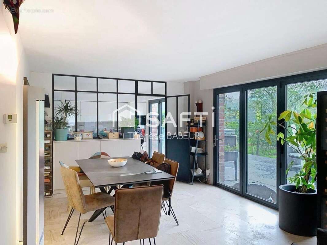 Photo 2 - Maison à MARCQ-EN-BAROEUL