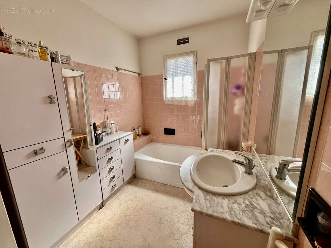 Maison à MONTREUIL-BELLAY