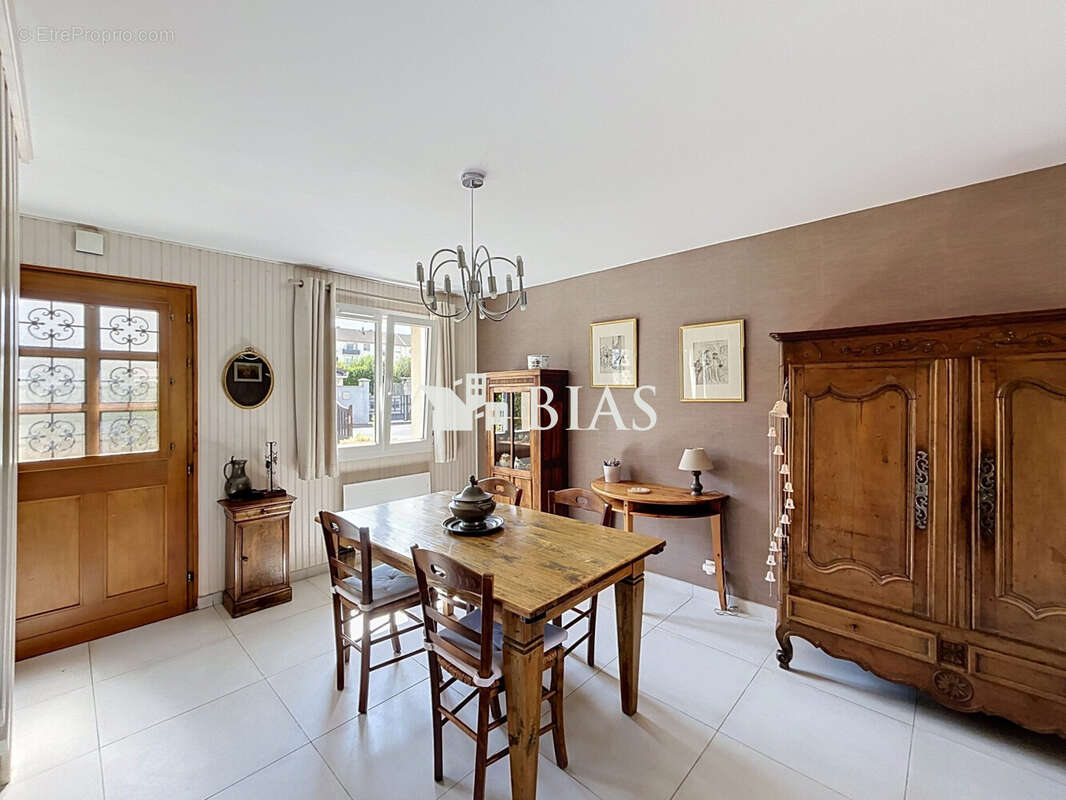 Maison 91 m² à Caudebec-Les-Elbeuf  - photo 3