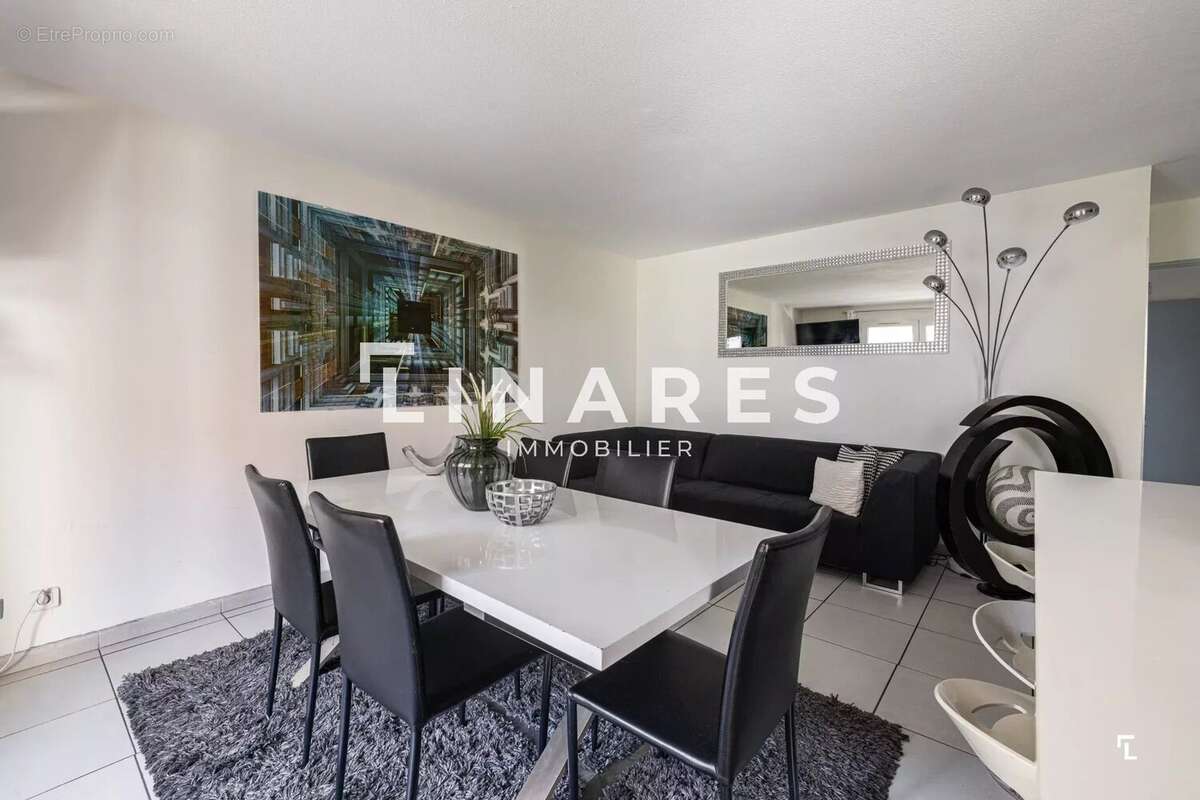 Appartement à MARSEILLE-11E