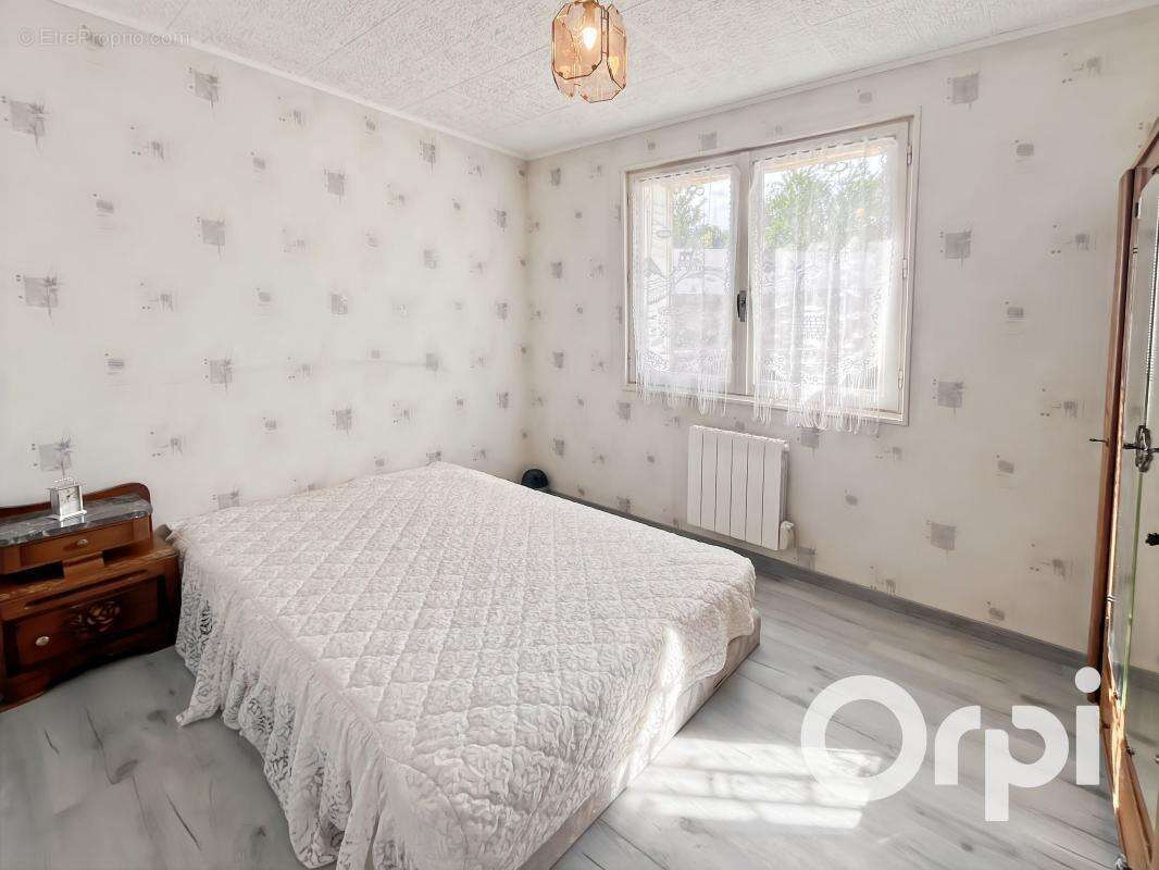 Appartement à LIVRON-SUR-DROME