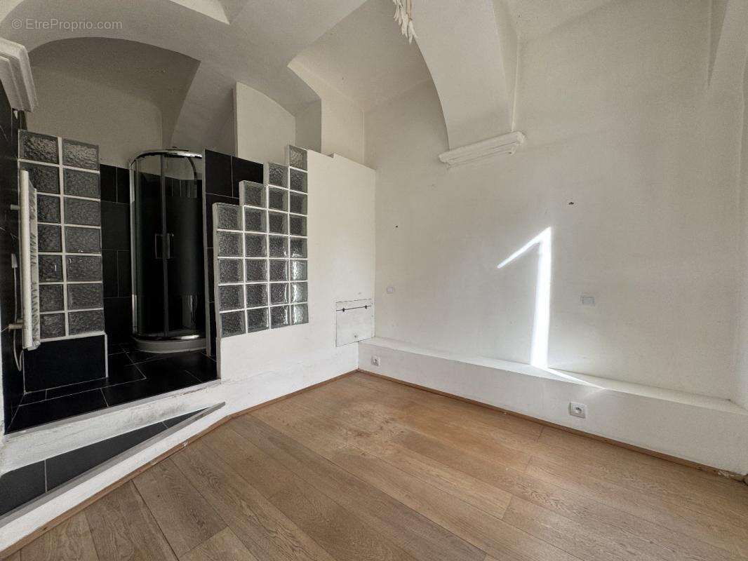 Appartement à TENDE