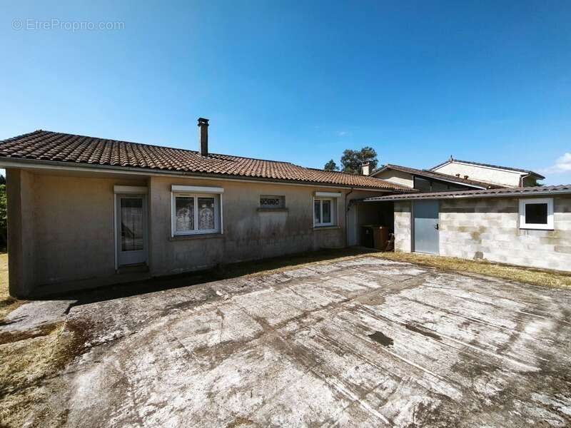 Maison à CARTELEGUE