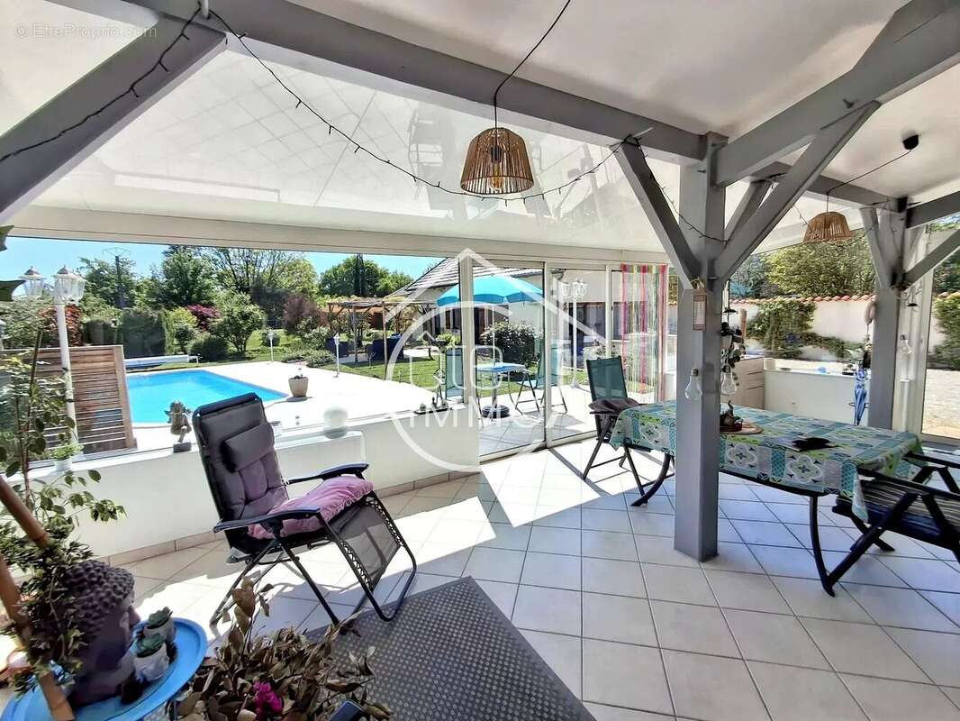 Maison à MOULEYDIER