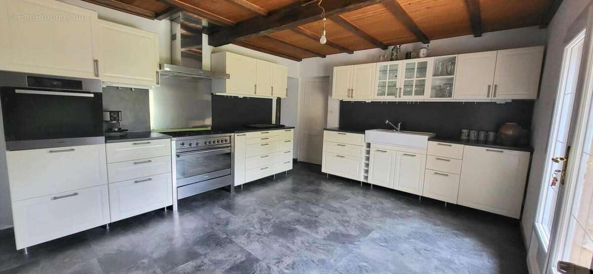 Maison à RAZAC-DE-SAUSSIGNAC