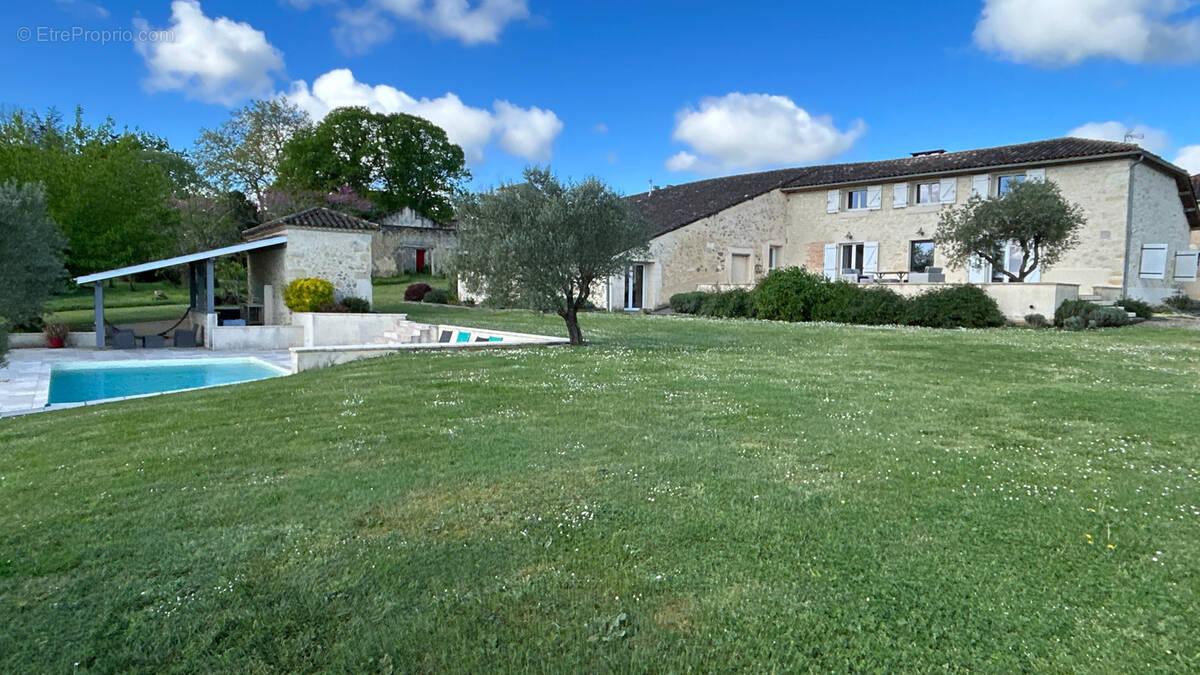 Maison à GRIGNOLS