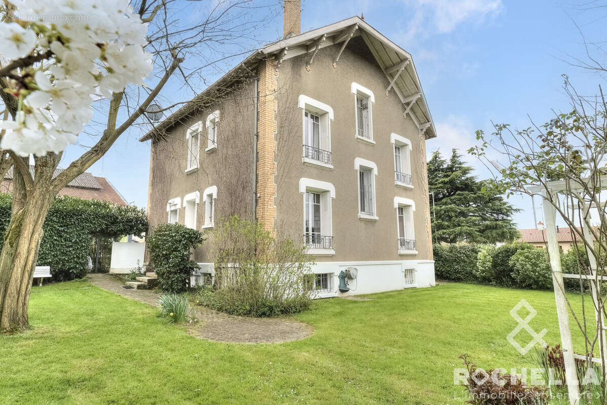 Maison à CHEMILLE