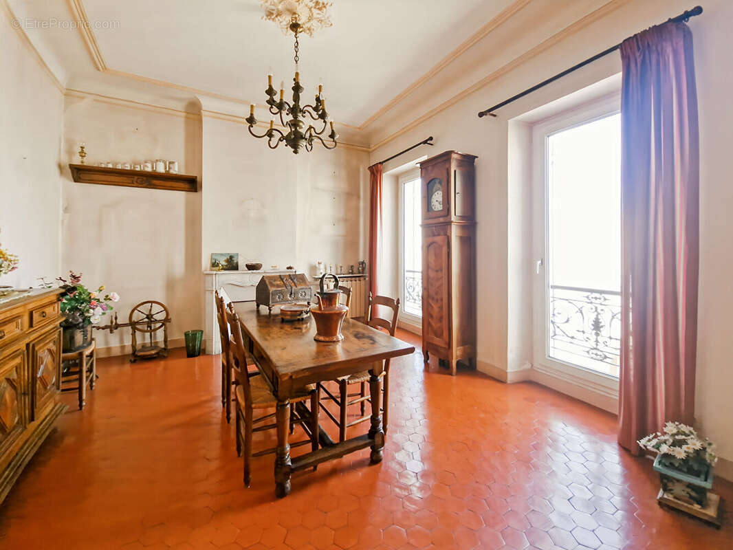 Appartement 135m² à marseille 7e arrondissement - photo 3