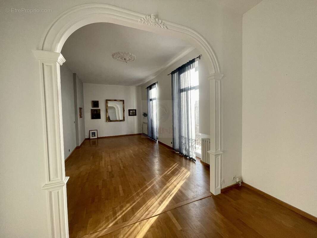 Appartement à BEZIERS