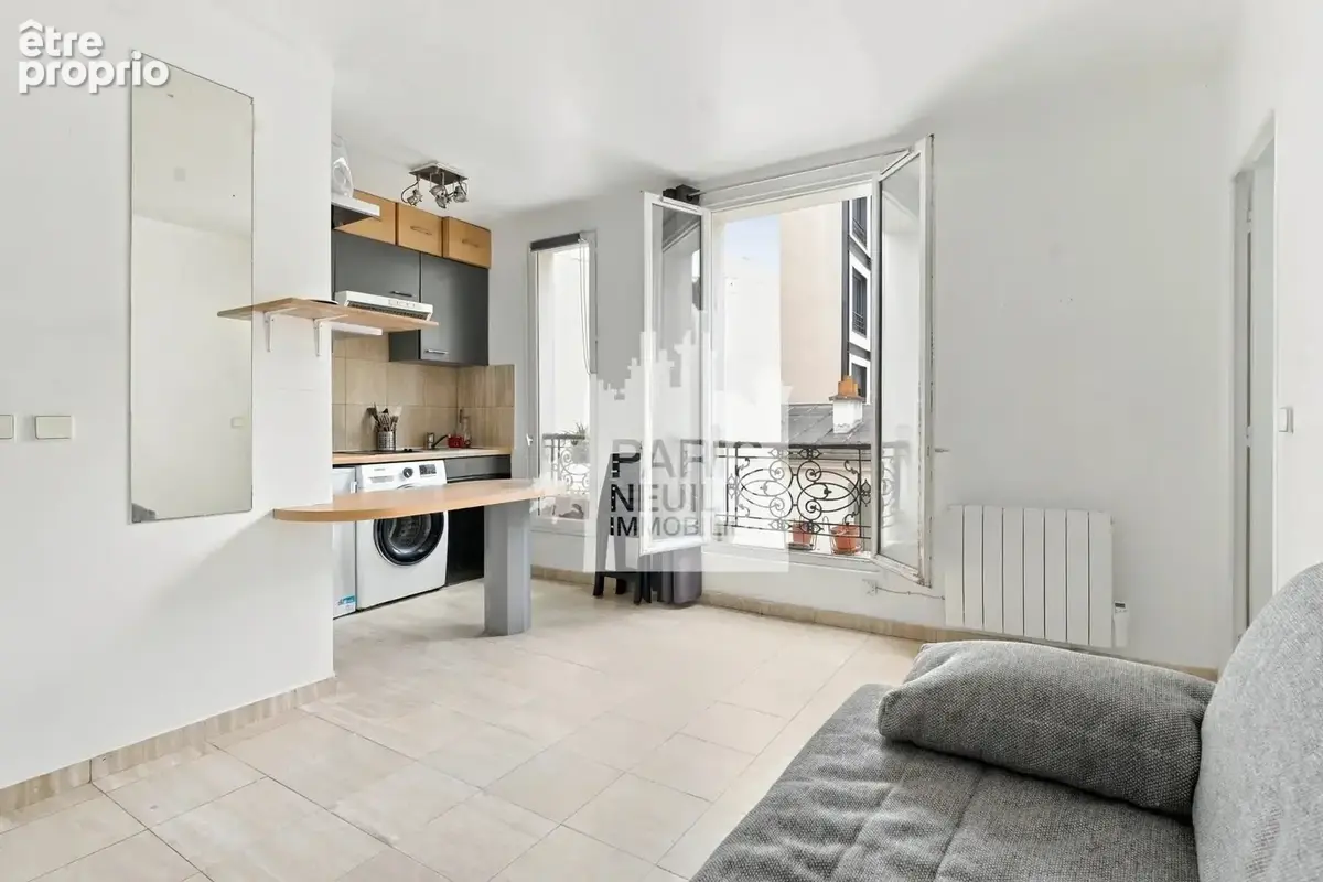 Appartement à PARIS-17E