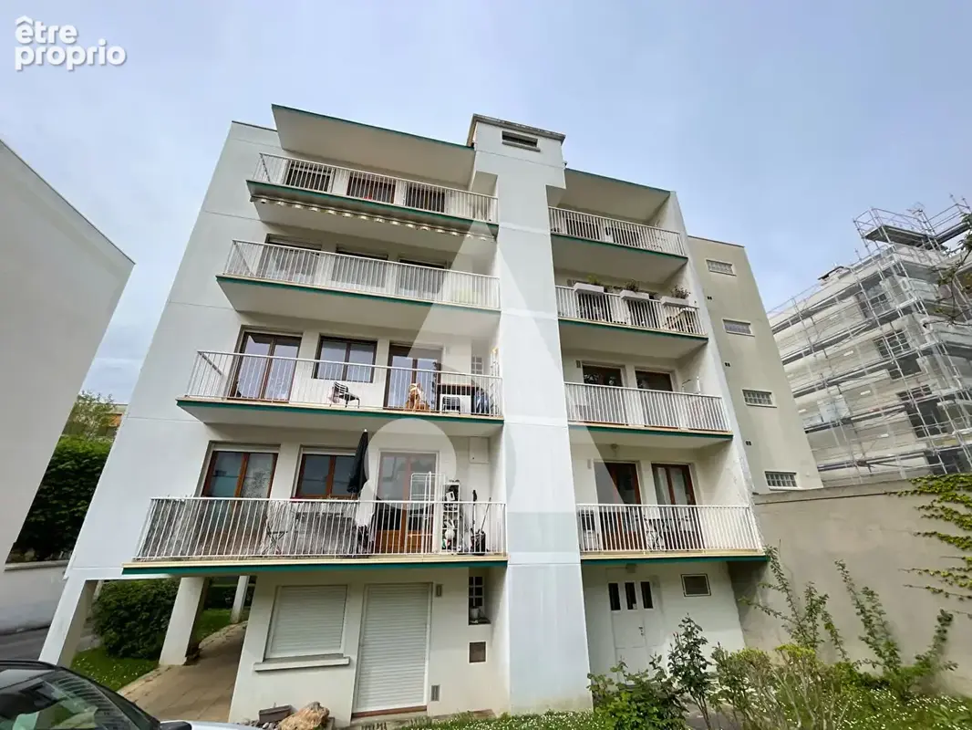 Appartement à SAINT-MAUR-DES-FOSSES